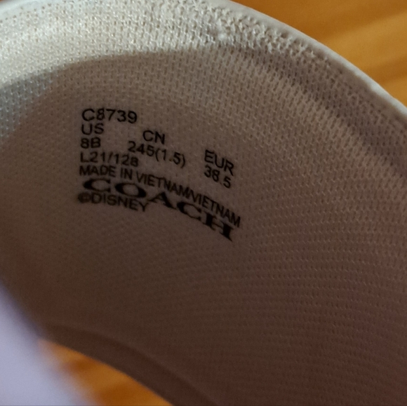 New COACH Disney World Sport Slide 50th Anniversary Size 8B Ice Purple - Picture 7 of 9